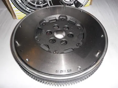 VOLAN VE PARÇALARI LUK 415018210